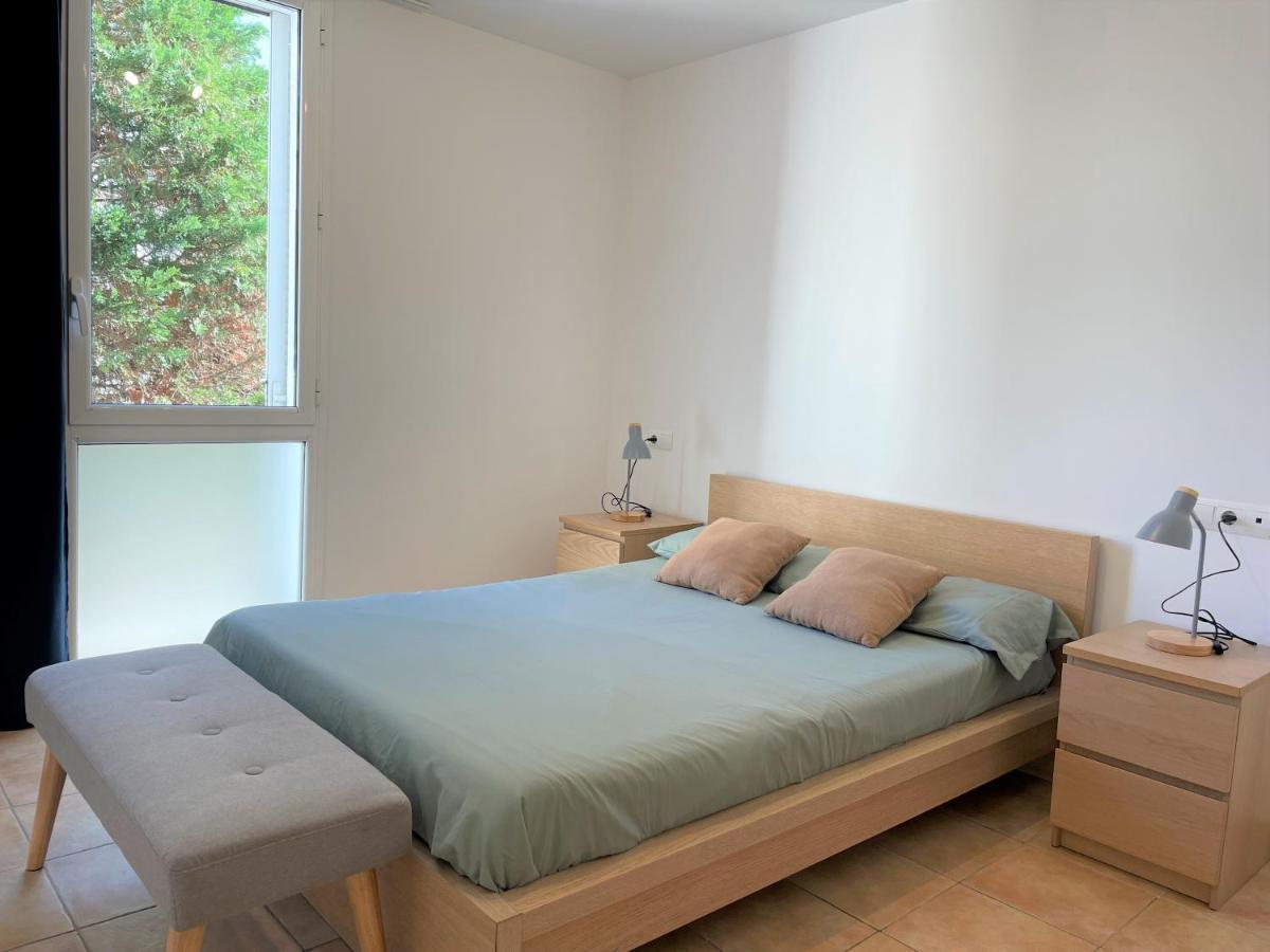 Traire - Apartamento Luminoso Cerca Del Centro กาดาเกส ภายนอก รูปภาพ