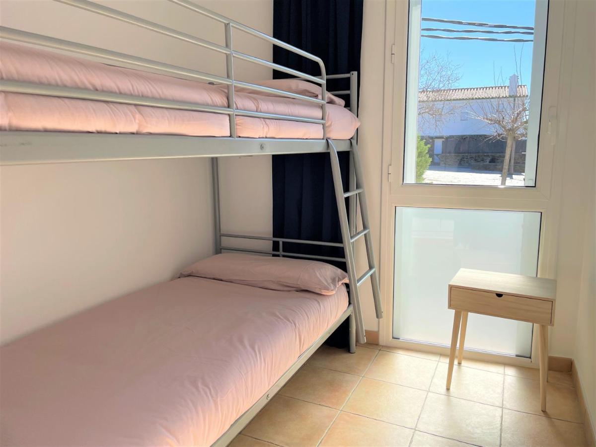 Traire - Apartamento Luminoso Cerca Del Centro กาดาเกส ภายนอก รูปภาพ